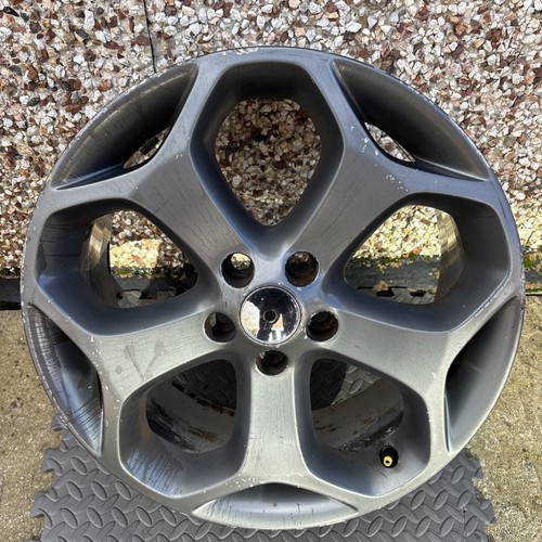 Ford focus alloy wheel - 18",